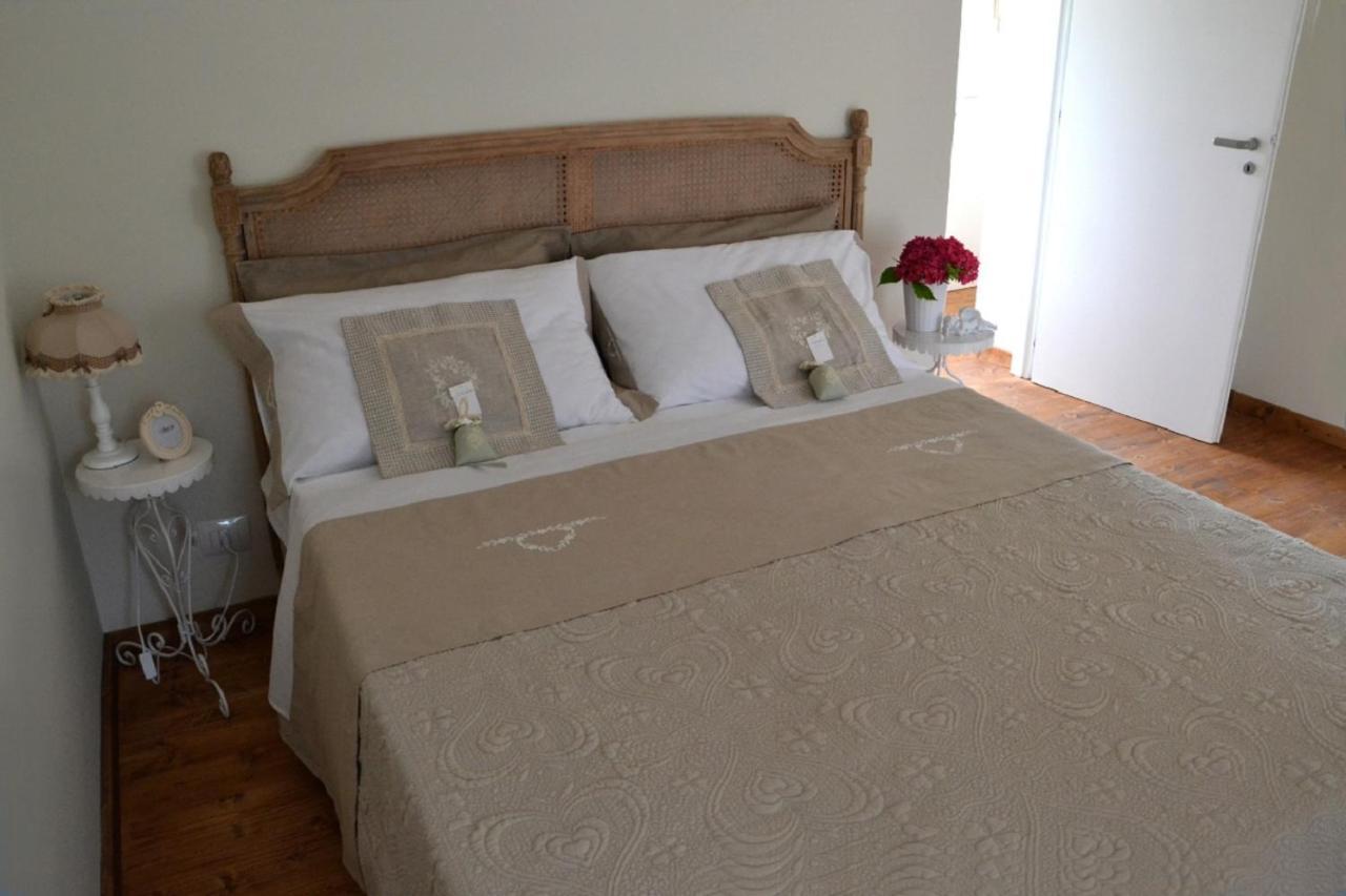 Bed and Breakfast La Dimora Di Artemide Нікеліно Екстер'єр фото